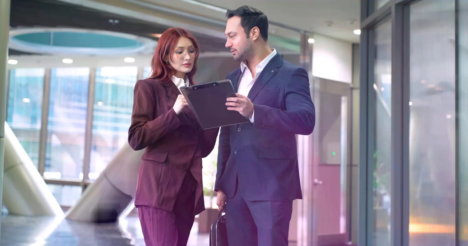 Federal contracting consultation, live screen-share demonstration, professional advisory desk